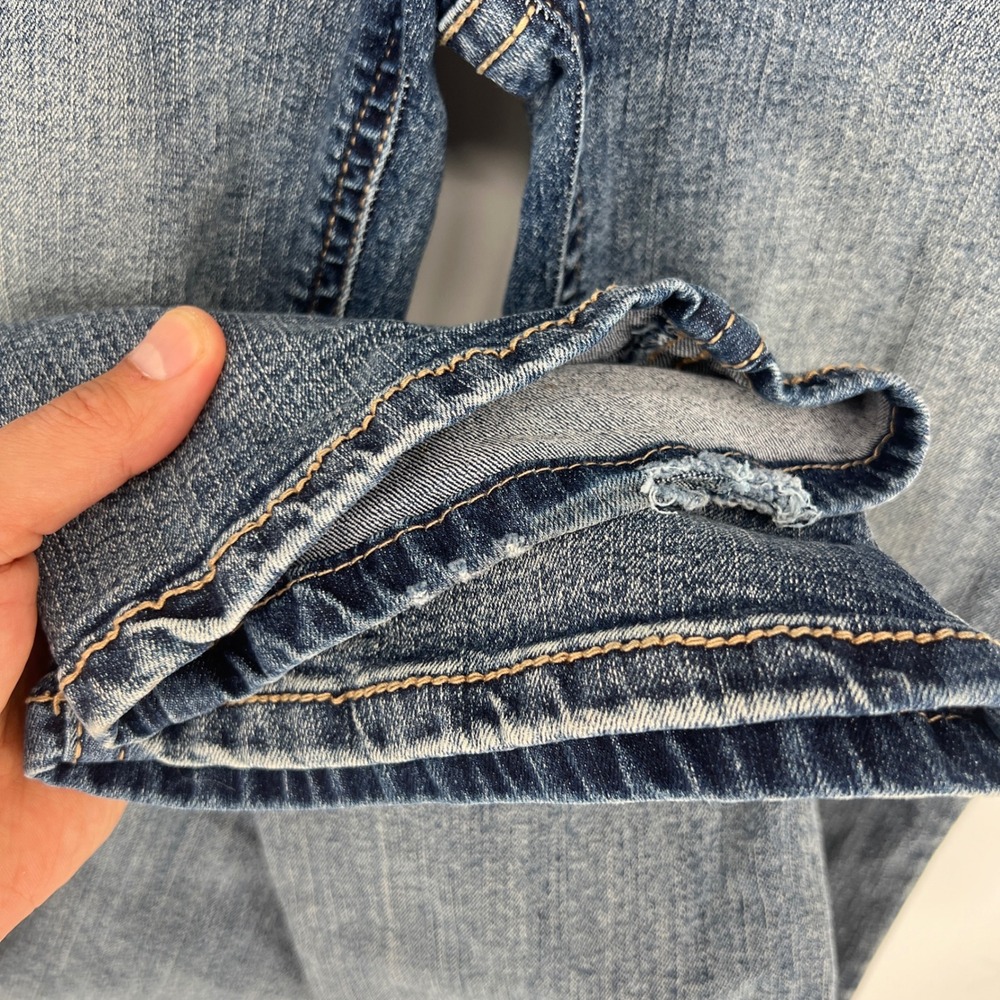 WallFlower Luscious Curvy Bootcut Jeans 9 Long Stretch Embroidered Pockets 30x31 - Picture 9 of 12